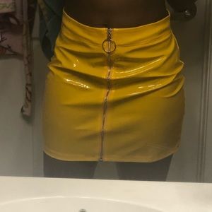 Latex Skirt💛